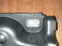 ���t�������B