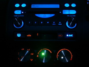 �m�u�E�C���W�P�[�^�[�B