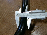 こちらはもっと重い。