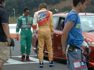 エアサスの車高調整が新鮮なようでした。