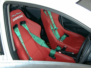 ���`�Ȃ����烊�A�ɂ��t���o�P����Ă���B